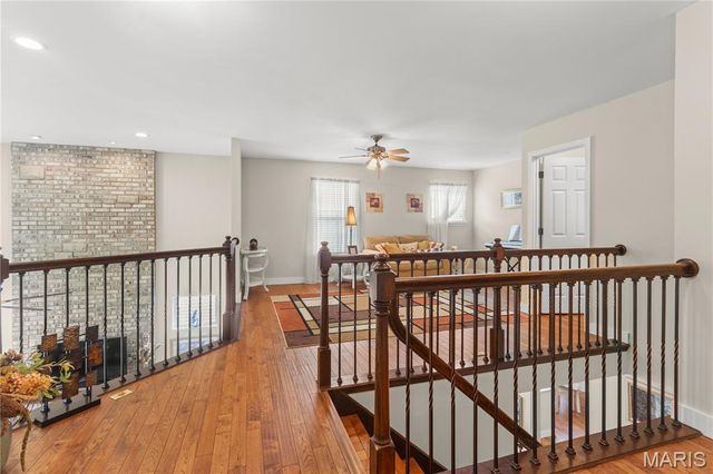 5546 Aberdour Lane, Oakville, MO 63129