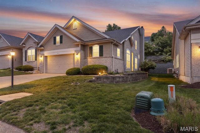 5546 Aberdour Lane, Oakville, MO 63129
