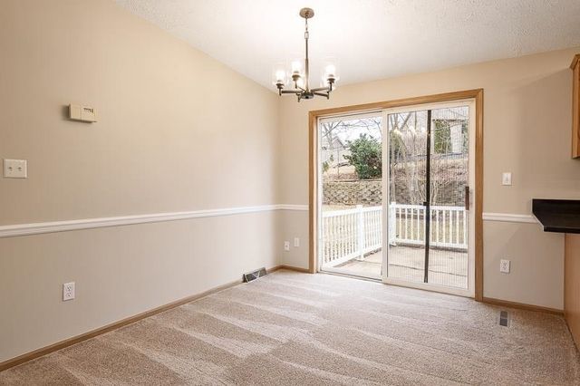 5647 BUTTERCUP Lane, Machesney Park, IL 61115