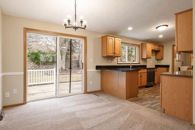 5647 BUTTERCUP Lane, Machesney Park, IL 61115