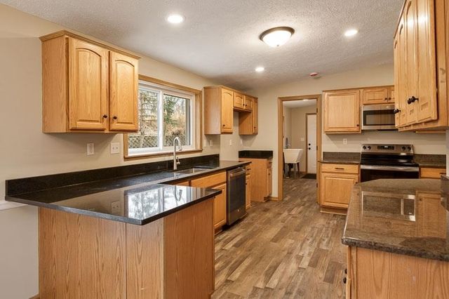 5647 BUTTERCUP Lane, Machesney Park, IL 61115