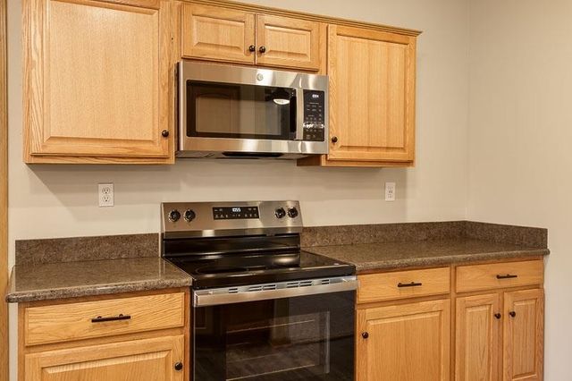 5647 BUTTERCUP Lane, Machesney Park, IL 61115