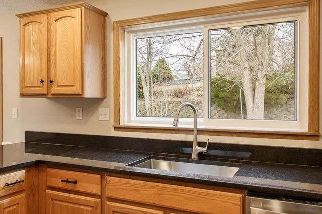 5647 BUTTERCUP Lane, Machesney Park, IL 61115