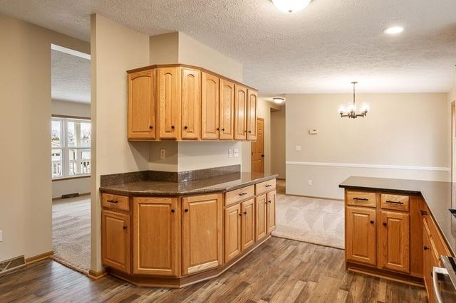 5647 BUTTERCUP Lane, Machesney Park, IL 61115