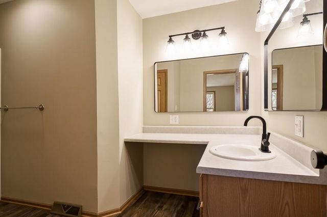 5647 BUTTERCUP Lane, Machesney Park, IL 61115