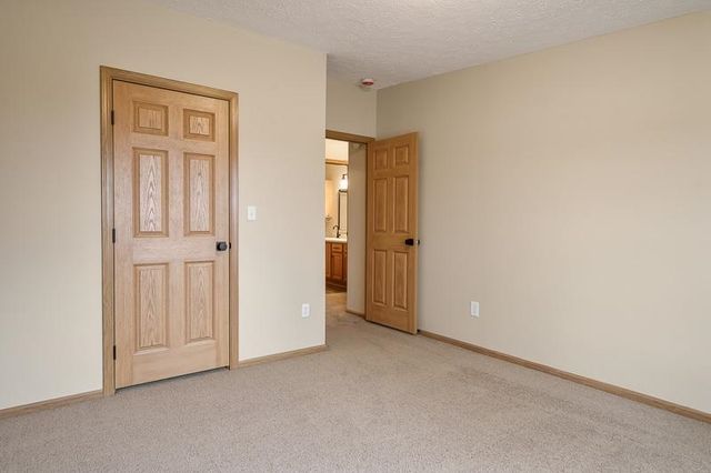 5647 BUTTERCUP Lane, Machesney Park, IL 61115