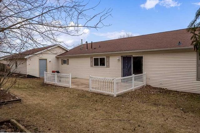 5647 BUTTERCUP Lane, Machesney Park, IL 61115