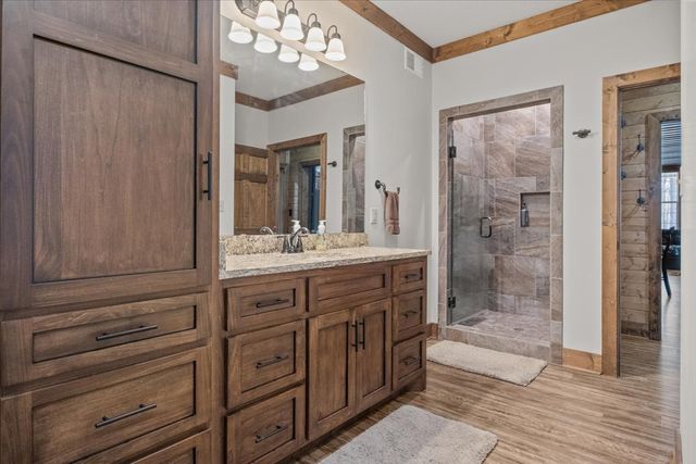 1028 Walton Rd, Scotts Hill, TN 38374