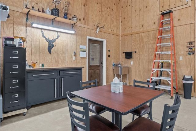 1028 Walton Rd, Scotts Hill, TN 38374