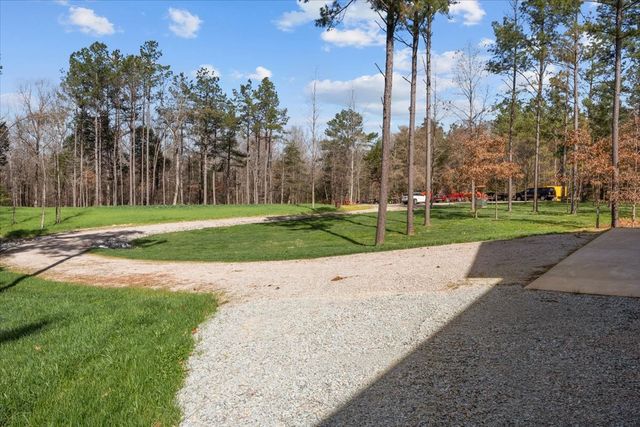 1028 Walton Rd, Scotts Hill, TN 38374