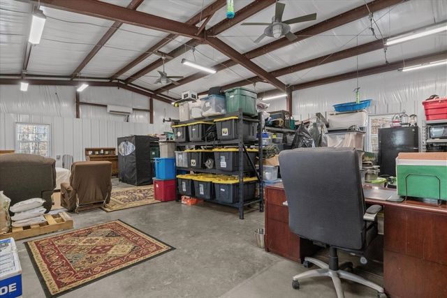 1028 Walton Rd, Scotts Hill, TN 38374