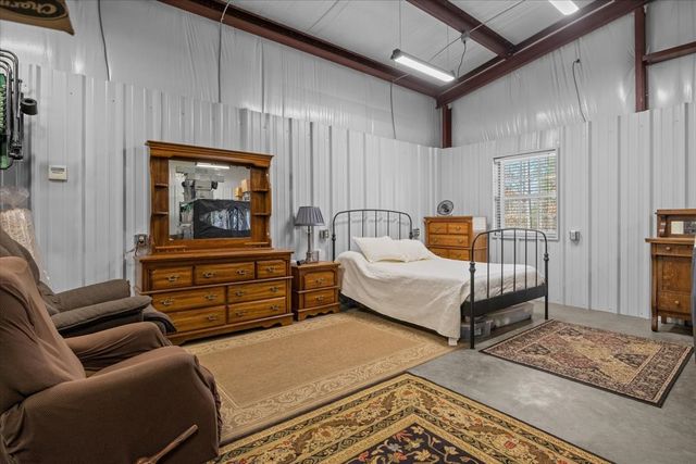 1028 Walton Rd, Scotts Hill, TN 38374