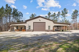 1028 Walton Rd, Scotts Hill, TN 38374