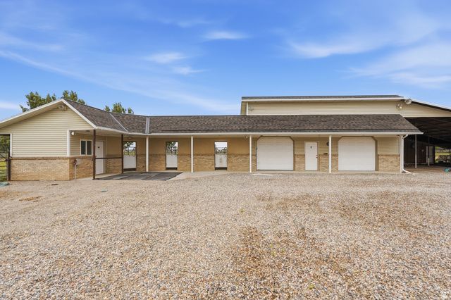 6643 W 5900 S, Hooper, UT 84315
