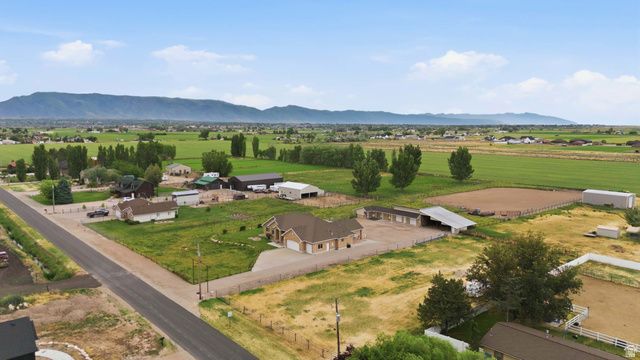 6643 W 5900 S, Hooper, UT 84315