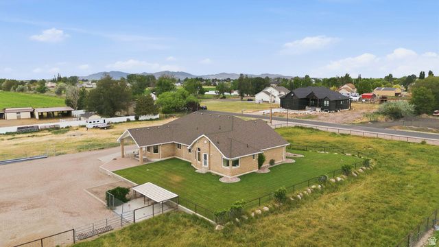 6643 W 5900 S, Hooper, UT 84315