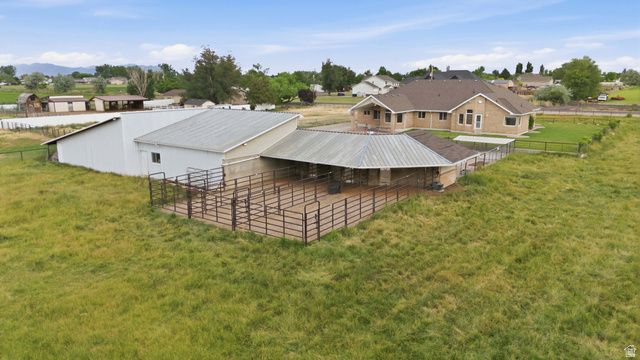 6643 W 5900 S, Hooper, UT 84315