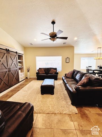 3853 MITCHELL DR, Santa Clara, UT 84765