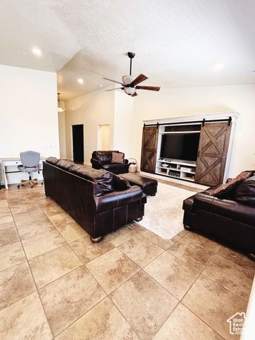 3853 MITCHELL DR, Santa Clara, UT 84765