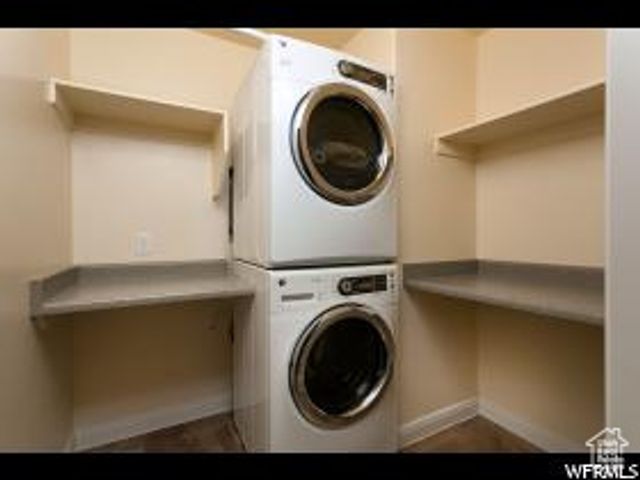 3853 MITCHELL DR, Santa Clara, UT 84765