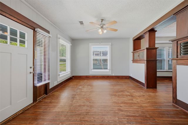 529 E Woodard Street, Denison, TX 75021