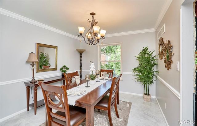 1730 Woodmore Oaks Drive, Manchester, MO 63021