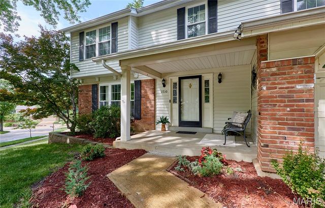 1730 Woodmore Oaks Drive, Manchester, MO 63021