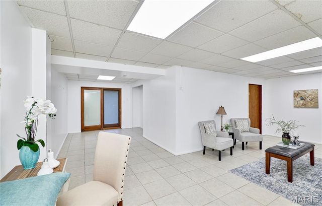 1730 Woodmore Oaks Drive, Manchester, MO 63021