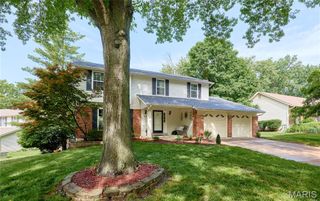 1730 Woodmore Oaks Drive, Manchester, MO 63021