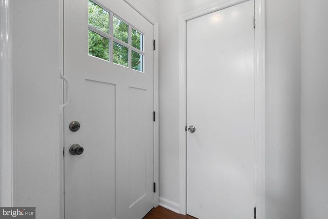 75 HART AVE, Hopewell, NJ 08525