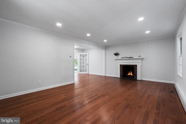 75 HART AVE, Hopewell, NJ 08525