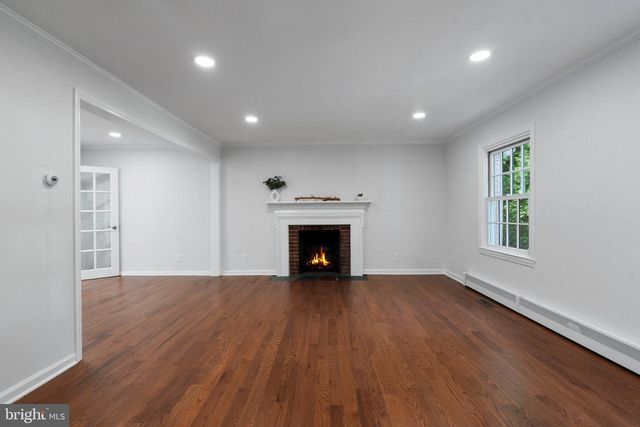 75 HART AVE, Hopewell, NJ 08525