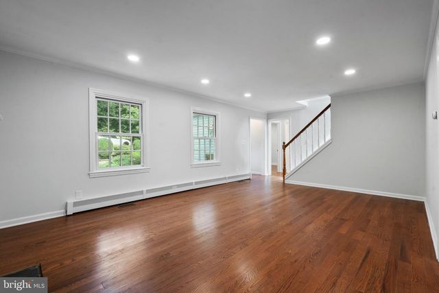 75 HART AVE, Hopewell, NJ 08525
