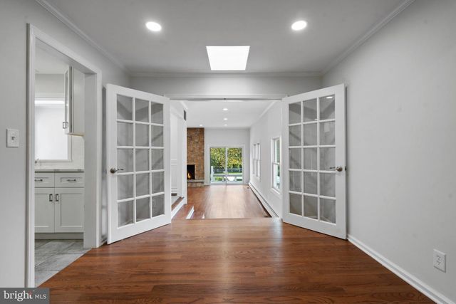 75 HART AVE, Hopewell, NJ 08525