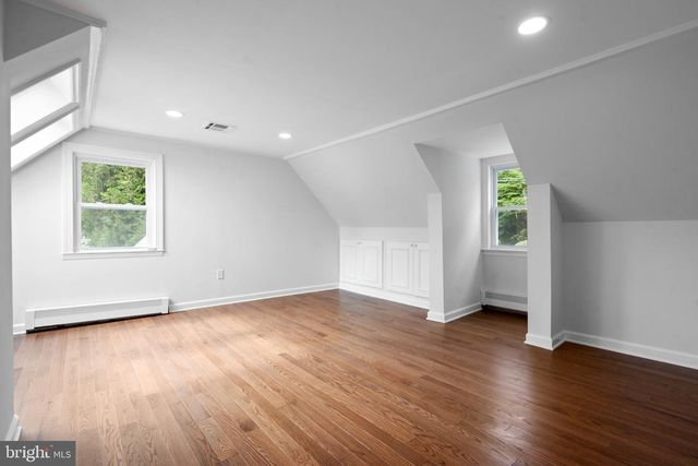 75 HART AVE, Hopewell, NJ 08525