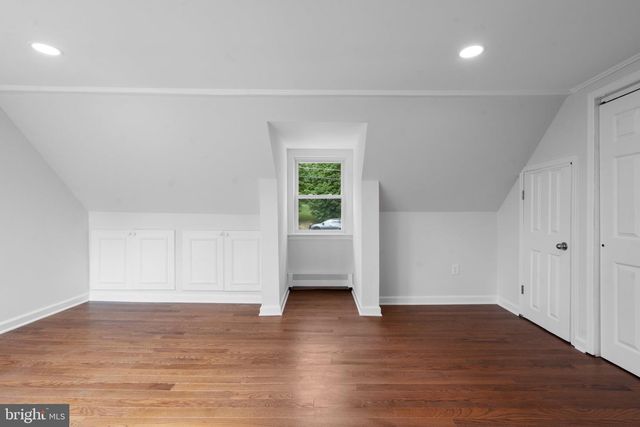 75 HART AVE, Hopewell, NJ 08525