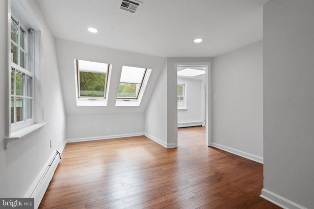 75 HART AVE, Hopewell, NJ 08525
