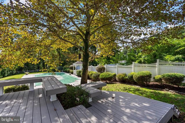 75 HART AVE, Hopewell, NJ 08525