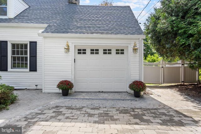 75 HART AVE, Hopewell, NJ 08525