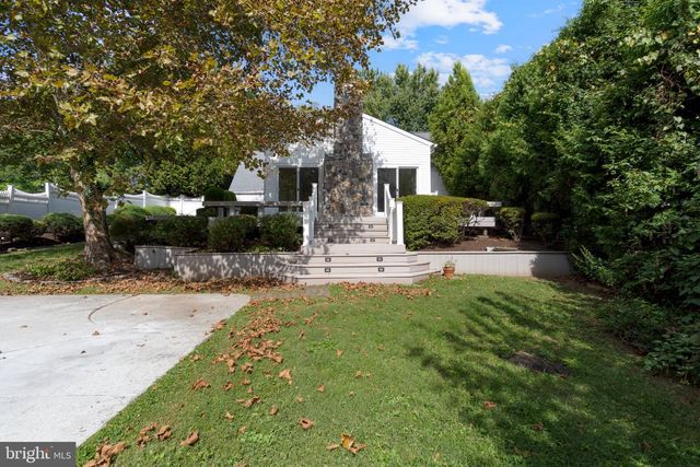 75 HART AVE, Hopewell, NJ 08525