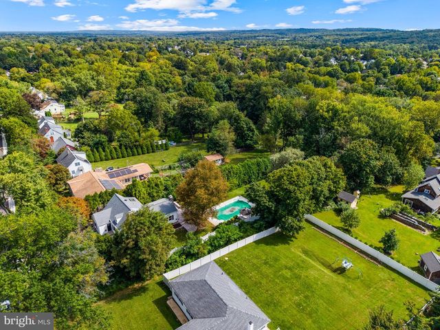 75 HART AVE, Hopewell, NJ 08525