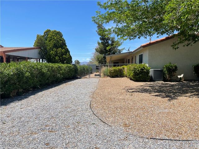 881 East Calvada Boulevard, Pahrump, NV 89048