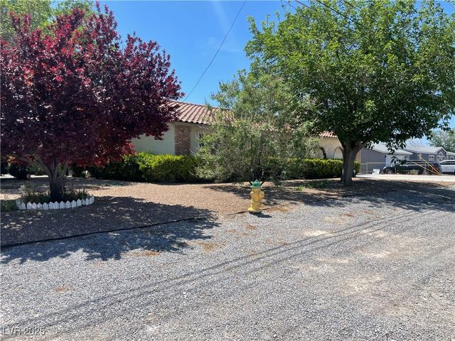 881 East Calvada Boulevard, Pahrump, NV 89048