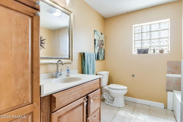 1012 Juleau Champagne Road, Breaux Bridge, LA 70517