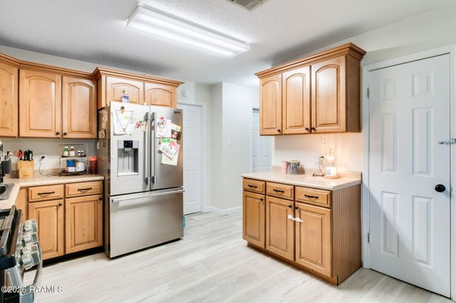 1012 Juleau Champagne Road, Breaux Bridge, LA 70517