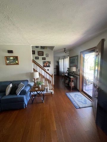 268 Doss Hill Road, Barboursville, WV 25504