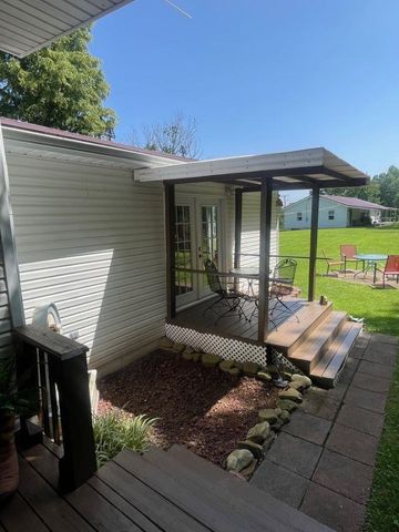 268 Doss Hill Road, Barboursville, WV 25504