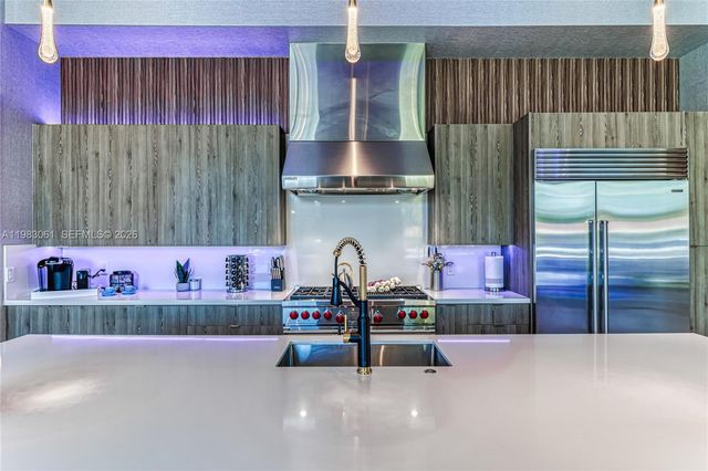 2817 NE 35th St, Fort Lauderdale, FL 33306