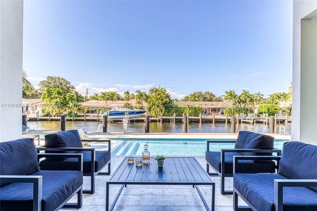 2817 NE 35th St, Fort Lauderdale, FL 33306