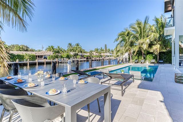 2817 NE 35th St, Fort Lauderdale, FL 33306